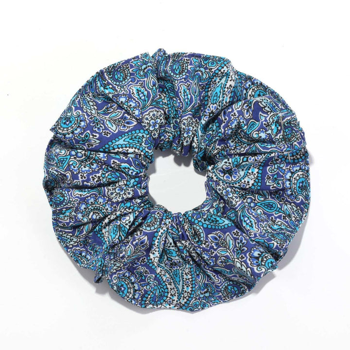 Scrunchie - Lee Manor